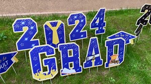 Graduation Yard Sign Decorations-(With light) Waterproof Large Congrats Graduation Yard Signs Class of 2024 with Stakes-Graduation Party Outdoor Decorations Supplies-Graduation Lawn Signs-Black