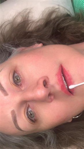 After 2 years, the color from both the lip blushing and eyeliner tattoo has held up beautifully! The results are still vibrant and fresh—she’s absolutely thrilled with how long-lasting and natural everything looks.🥰💖 . . . #clientreview #clientreview #reviews | Eyebrow microblading- permanent tattoo