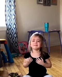 Little girl can’t explain her feelings | Rush Brush