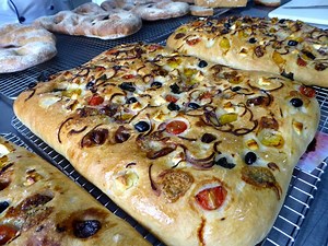 An artisan basic bread class at ICAAC