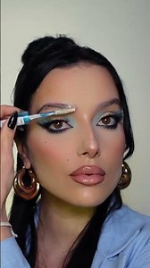 White eyebrows gel?😱