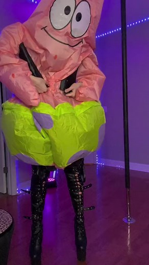 Pat-thick star ⭐️ #funnyvideos #funny #corset #patrickstar #spongebob #meme #hourglass | Holy Guacamole