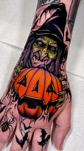 Halloween Witch 🖤🎃 . . . #darktattoo #jackolantern #handtattoos #witchy #blackworkers_tattoo #eternalink #btattooing #tttpublishing #blacktattoomag #skinartusa #artesobscurae #blacktattooing #blackworkers | Angelo Parente