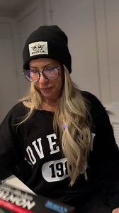 4.6K views · 71 reactions | 5 STAR REVIEW!!! Costco for the win with wild, caught salmon! 260 calories 14 g fat 2 g carbs 33g protein Super easy!! Who’s gonna try it? #fish #salmon #dinner #calories #macros #denver #costco | Pam Campbell | Facebook