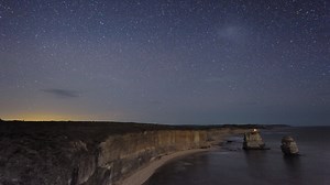 Spectacular Time-Lapse Video of Australian Night Sky