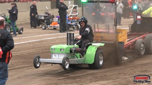 Garden Tractor Pulling in Waterloo, Iowa 2023!! #gardentractor #tractorpulling | Pulling with Garden Tractors