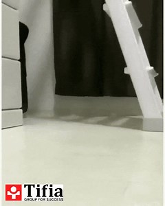 Me sneaking at night to check how my night trading positions | Tifia - ECN broker | Facebook