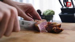 ZWILLING Gourmet Filetiermesser, 18 cm, Rostfreier Spezialstahl, Ergonomischer Kunststoff-Griff, Schwarz - Made in Germany