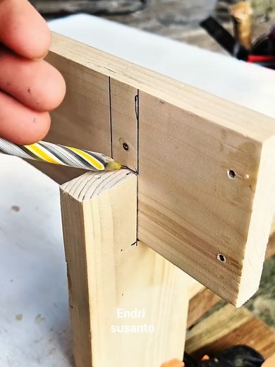 Satisfying Wood Sawing & Crafting Process