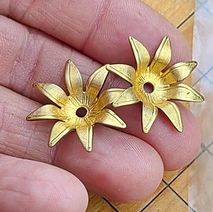 Vintage Brass Flower Bead Caps - Flowers With Eight Ornate Petals, Haskell Style, Vintage Bead Cap, 4 Piece Cap Spacer, 24x5mm, MS117C - Etsy