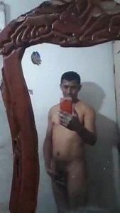 brazilian daddy naked in the shower on periscope