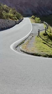 Pour savourer les échos du col du Stelvio, rien de mieux qu'une balade avec sa Moto Guzzi Stelvio.​ Venez la découvrir en cliquant sur le lien 👉 https://bit.ly/3w6HtdX​ #MotoGuzzi #Stelvio #NeverendingJourney | Moto Guzzi