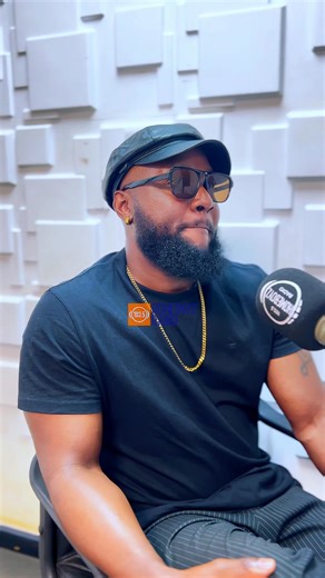 🔥 Andy Young had Steph Kapela in the hot seat and the vibes were unmatched on the Jam Session! From real talk to good laughs even finding out he’s officially dumped Man U 😂⚽️💔 #TheJamSessionHBR #StephKapela #AndyYoung #HomeboyzRadio | Homeboyz Radio