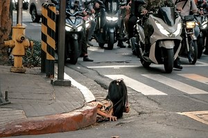 More claims of people in drains surface amid viral Makati image