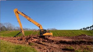 8.9K views · 412 reactions | #SanyExcavator The long reach excavator in action at the construction spot. | SANY Group | Facebook