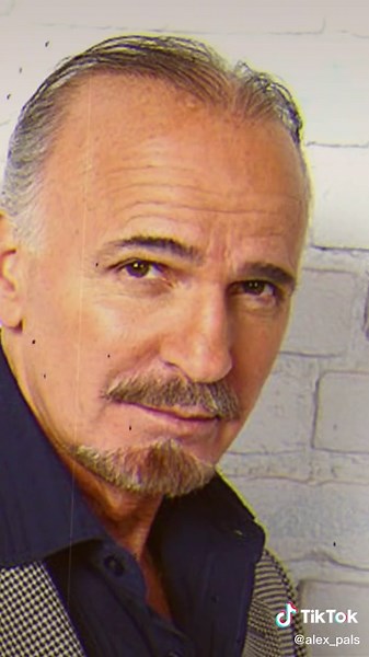 Alex Pals on TikTok
