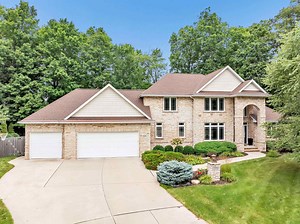 2210 Red Lodge Ct, Green Bay, WI 54311 - MLS 50313706 - Coldwell Banker
