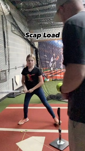 💪🏽Scap Load!! STRETCH ⚡️ Working with Raegan to scap load and turn. Working to reduce bat drag as we learn to turn. Improving!! #softballtraining #fastpitch #softballgirls #softballplayer #hit #hitting #softball #softballcoach #fastpitchsoftball #hitting #teeclaw #theultimateswing | The Ultimate Swing