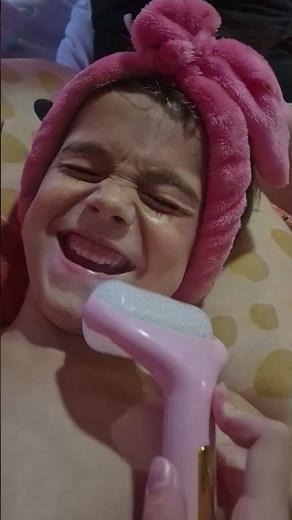 giving brother a massage 💆‍♂️