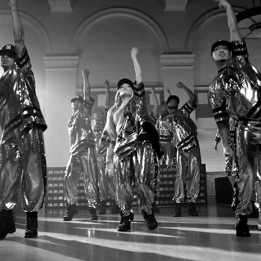 #Dinero $$$ is here honey 💵 💵 💵 featuring DJ Khaled and Cardi B. Check it out now! | Jennifer Lopez