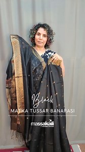 A beautiful black colour in matka tissue silk saree with a banarasi border and pallu. We absolutely love the raw looking texture if this saree. It feels soft to wear and drapes just so beautifully. Great for small wedding functions, poojas and outings in the festive season. The saree comes with a running blouse. . WhatsApp us on 91 9930554497 or 91 9321298817 for details and buying. We ship worldwide. . #banarasi #matkatussar #matkasilk #partysarees #sustainablefashion #handloomsarees #weavesofi
