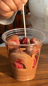 strawberry chocolate ki viral combination now in raipur #reels | Raipur Foodie Love