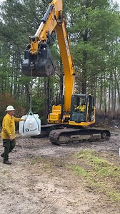 Today, firefighters on the #GreatLakesFire are starting a sandbag operation to reinforce the water control structure on the southern end of the fire where flooding operations have been ongoing. Crews have engaged in flooding operations this week on the southeast portion of the fire where the fire is burning deep into the ground. By blocking culverts and diverting water from Great Lake into canals, firefighters are raising the water level of these canals to saturate the organic soils that continu