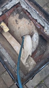 Blocked toilet and shower! Stack clearance with Jetter! #foryou #fyp #satisfying #foryoupage #drains #sewermenandproud #sewer #blockage #drains #manhole #unblock #HPWJ | Facts Flash