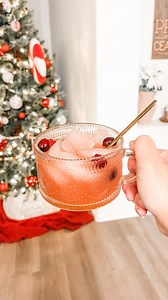 a holiday mocktail with fertility support? Sign me up 🙋🏻‍♀️🎄✨ check out @ritual for their Black Friday sale happening now! 🙌 | JaaackJack