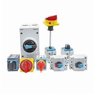 [Hot Item] IP66 Waterproof PV DC Isolator Switch 4p 32A 1000V 1500V for Solar System