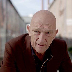 46K views · 212 reactions | Tijdens de Dutch Design Week presenteert Wilfried de Jong 'De toekomstbouwers'. Wil je weten wat de VPRO die week nog meer doet? Ga naar vpro.nl/ddw | VPRO | Facebook