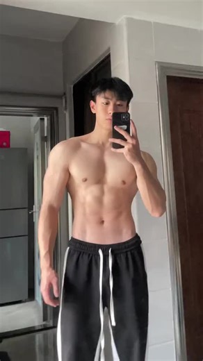 Morning routine #koreanboyfriend #chinaboy #HelloHongKong #handsomeboy #bromance #bromancegoals #BL