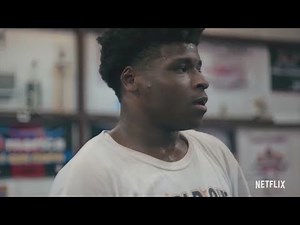 ‘Cheer’ star Jerry Harris to remain in federal custody