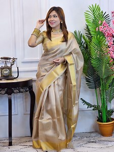 Benaroshi Tissu Kanchipuram #tissuekanchipuram #Benaroshisaree | Out Fit