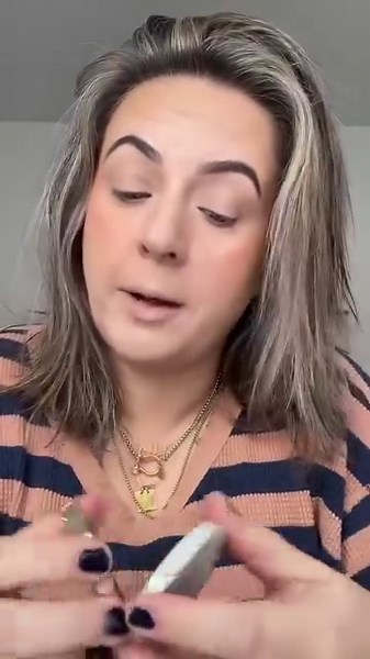 Immediately trying these Chrome Eyeshadows from MakeBeauty - I’m curious, is fallout a deal breaker for you? #KRS #chromeeyeshadow #eyeshadow #makeupreview | Kelly Rose Sarno