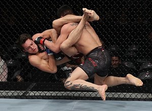 147K views · 2.8K reactions | PUM  Semana De Pelea para Moggly Benitez  #UFCVegas25 https://bit.ly/2QCZ09j | UFC | Facebook