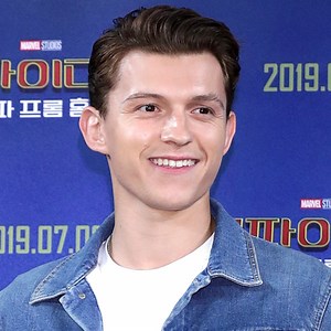Spider-Man's Tom Holland Proves With Great Power Comes Even Greater Shirtless Pics