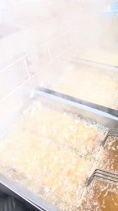 Blanching fries! | Sand Witches