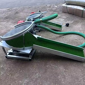 [Hot Item] Portable Automatic Gold Panning Equipment Mini Gasoline Engine Gold Separator Gold Washing Machine Gravity Mining Concentrator