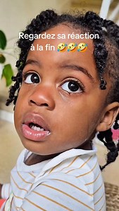 4.6K views · 2.5K reactions | Pas d'écran, regardez sa réaction 藍藍藍 Code promo: LIAHSEN11 #parentinghumor #bébé #livre #famille #lecture #drôle #educationpositive | Liahsen & Lyana | Facebook