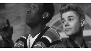 Arti Lirik Lagu Fa La La - Justin Bieber feat Boyz II Men, Viral di TikTok: Baby I Hear Melodies - Tribunjatim.com
