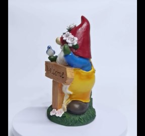 Welcome Gnome Statue with Card & Bird - Garden Gnome Figurine for Outdoors, Resin Lawn Decor - Perfect Outdoor Gnomes Decorations for Yard, Patio, Porch - Welcome Statue Gift for Garden Lovers