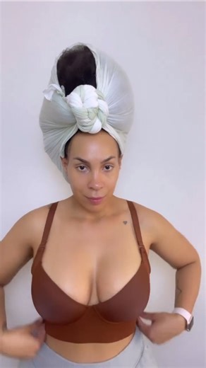 COUTURE CORSETS AND LINGERIE on Instagram: "Our Adjustable Wired Push Up Bra corset is our most flattering bra yet! This push up bra gives you the support you need while still being comfortable for all day wear. It features a compression fabric under the bust and in the back to smooth out your back area for a smooth look under any outfit. This bra has the girls looking amazing while giving comfort and support you need! Kindly DM to order for 4500 only."