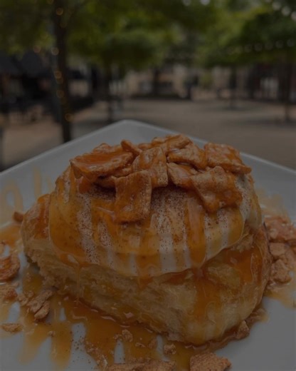 18 reactions | Visit Cranky Granny’s Sweet Rolls from March 14 - March 23, 2025, and try their Cinnamon Roll Flight featuring a classic cinnamon roll, strawberry shortcake cinnamon roll, cookies n cream cinnamon roll and a peach cobbler Cinnamon Roll for Southwest Black Restaurant Week. | Black Restaurant Week | Facebook