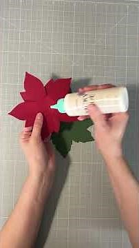 Create a Layered Paper Poinsettia Flower – FREE SVG File!