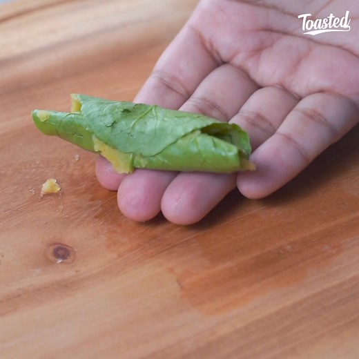 21K views · 32 reactions | Palak aloo roll recipe! Crispy spinach roll recipe | Toasted | Facebook