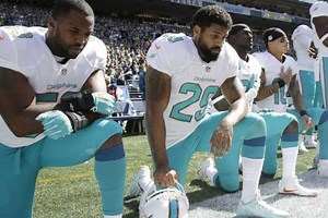 MIAMI DOLPHINS TO STAY IN LOCKER ROOMS DURING THE NATIONAL ANTHEMS