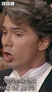 That voice... Dmitri Hvorostovsky in #1989. | Global Arts and Culture Community