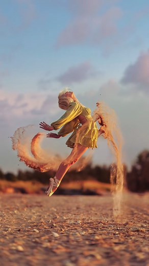 Art Daily Dose on Instagram: "Joshua Griffen is a photographer known for his vibrant, neon-lit portraits and imaginative use of lighting. His behind-the-scenes footage reveals how he transforms dancers in motion into striking visual stories, blending movement, color, and atmosphere. Artist: @joshua_griffen #art #photography #dance"