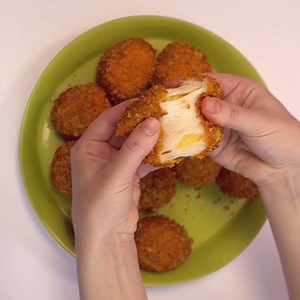 Doritos Cheese Bombs! | Party Panda Party